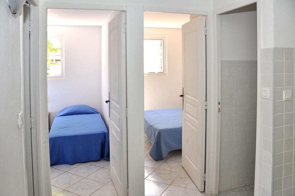 Sole E Mare Aparthotel Santa-Maria-Poggio  Δωμάτιο φωτογραφία