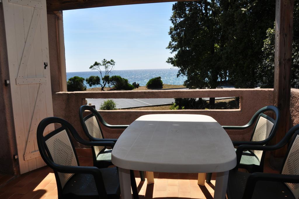 Sole E Mare Aparthotel Santa-Maria-Poggio  Εξωτερικό φωτογραφία
